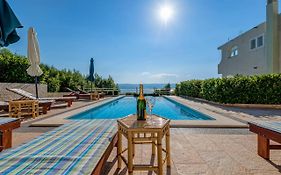 Luxury Apartments Tafra